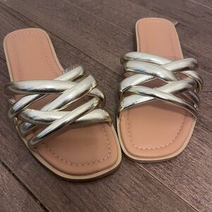 Universal Thread Metallic Slide Sandals